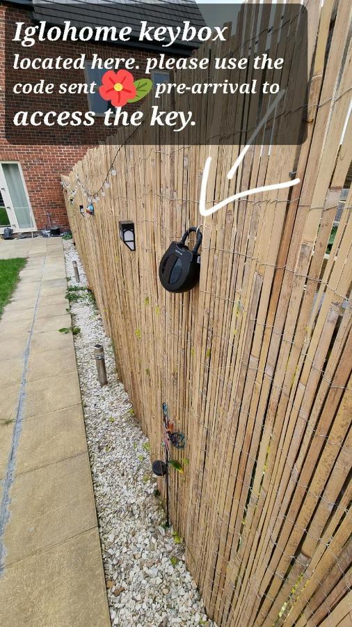 T-I-G-H The Coziest Place Wifi & Netflix Near Roundhay Villa Leeds  Exteriör bild